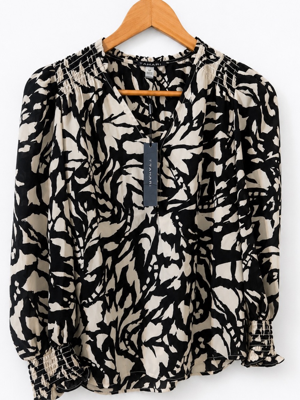 Tahari NWT Black Ivory Abstract Print Smocked Blouse Petite Small